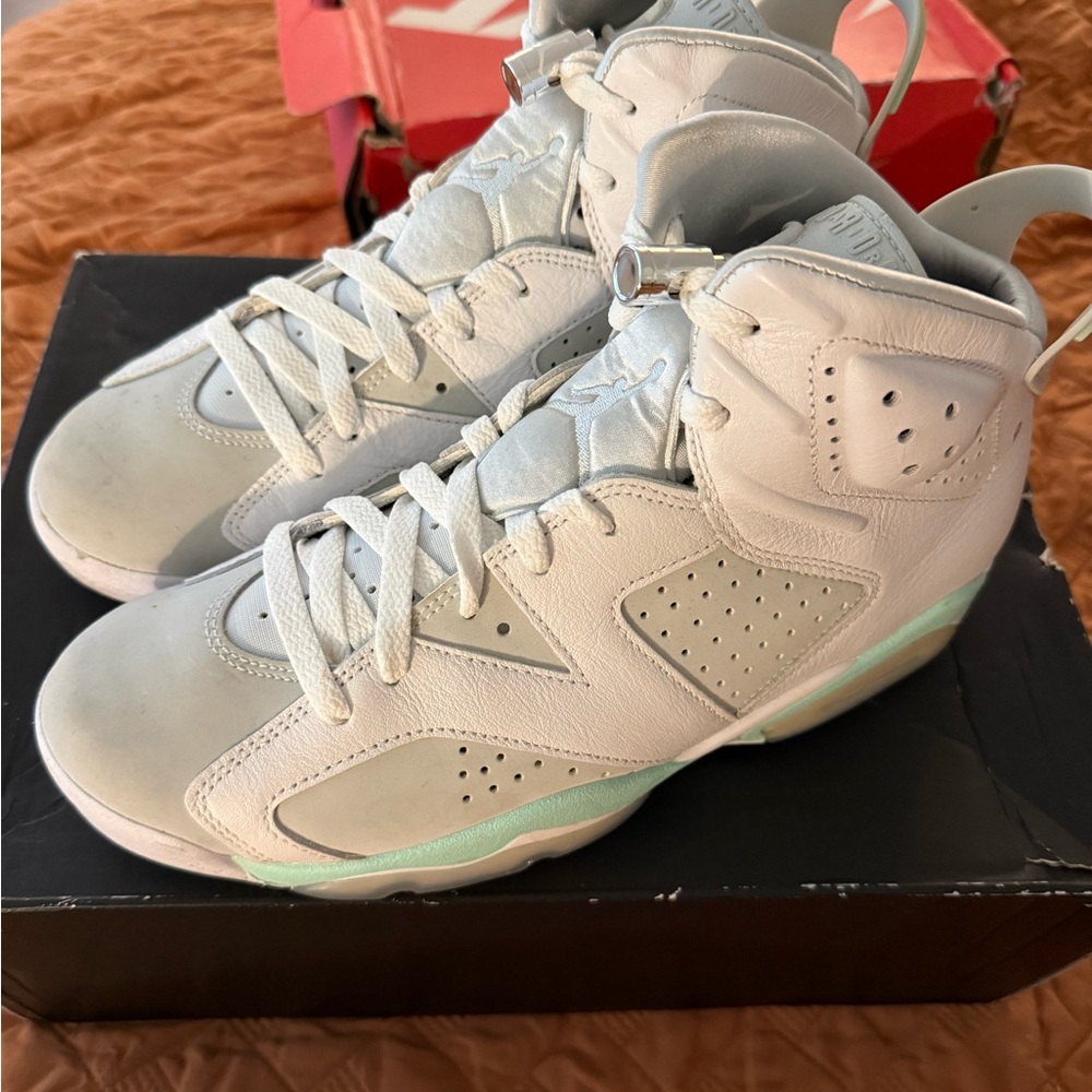 Jordan 6 WMNS 10 (rep box)